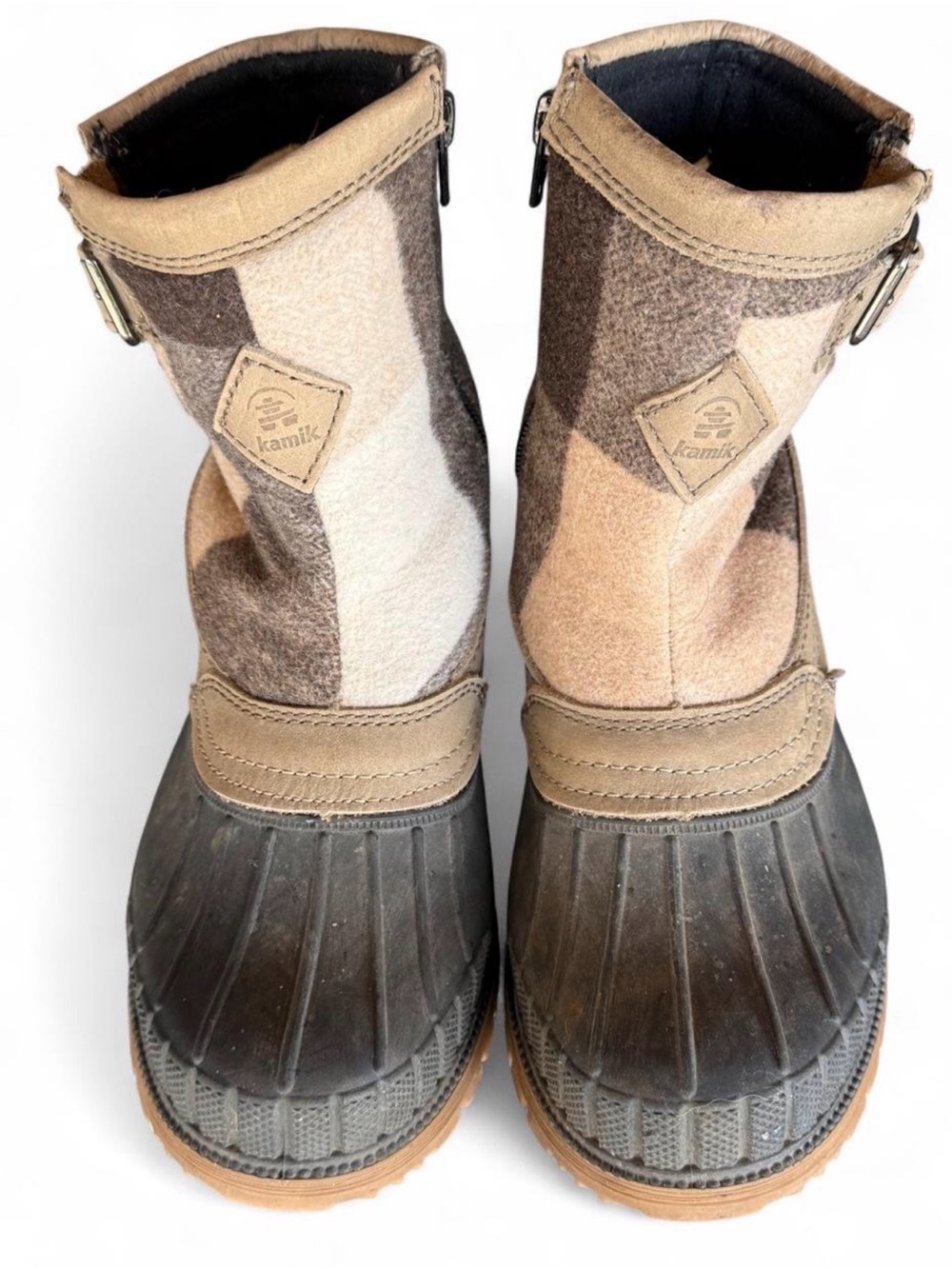 Kamik Avelle Plaid Winter Boots – Women’s Size 8